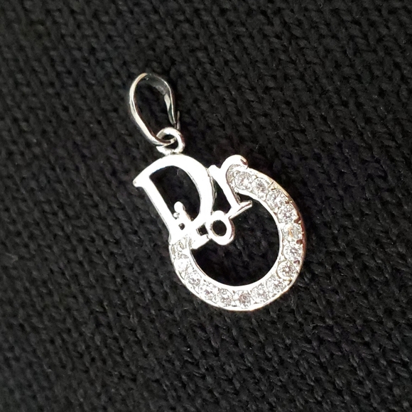 Silver and Cubic Zirconia Pendant - Picture 2 of 5